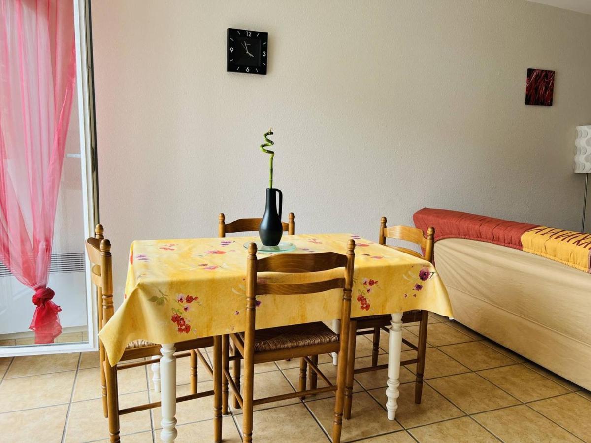 Appartement F2 A Cambo-Les-Bains Avec Piscine, Proche Thermes, Terrasse Et Parking - Fr-1-495-36 Buitenkant foto