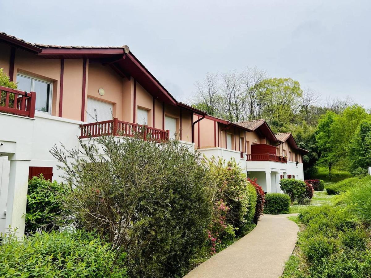 Appartement F2 A Cambo-Les-Bains Avec Piscine, Proche Thermes, Terrasse Et Parking - Fr-1-495-36 Buitenkant foto